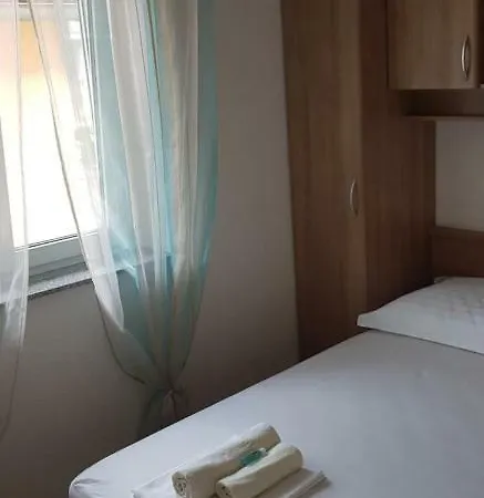 Jeli Starigrad Paklenica